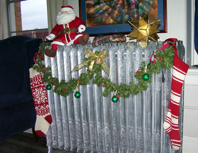 Christmas 2007 mantle